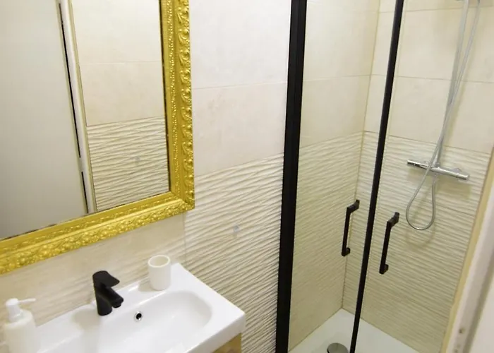 Le Repaire Des Sorciers - Centre - Chateau Pau